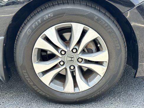 Used 2013 Honda Accord LX image 12