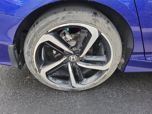 Used 2022 Honda Accord Sport image 12
