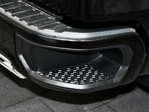 Used 2022 GMC Sierra 1500 AT4 image 95