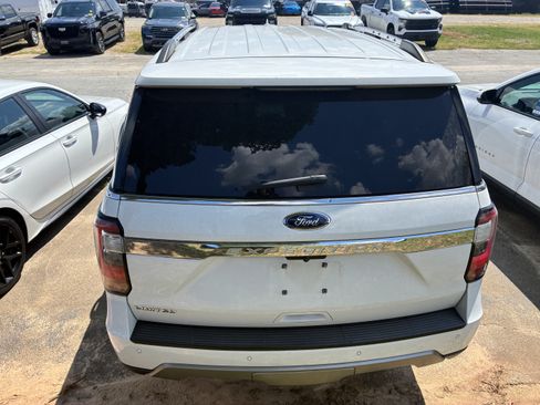 Used 2020 Ford Expedition Limited RWD image 7