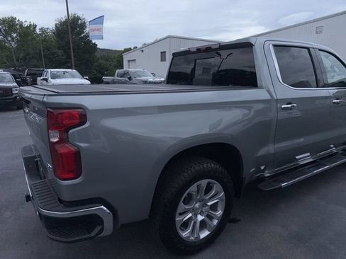 Certified 2025 Chevrolet Silverado 1500 LTZ AWD/4WD image 7