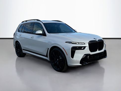 New 2026 BMW X7 xDrive40i w/ M Sport Package image 1