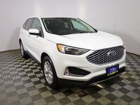 Certified 2024 Ford Edge SEL w/ Convenience Package AWD/4WD image 5