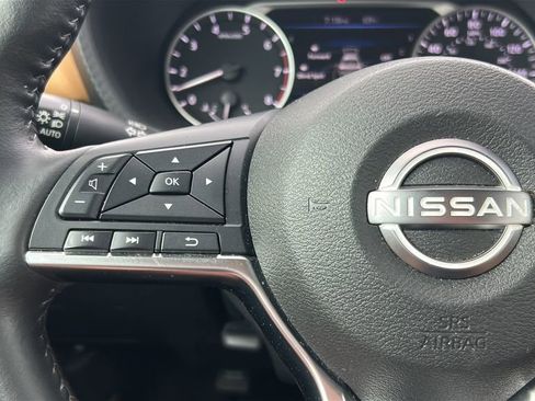 Used 2024 Nissan Sentra SV w/ SV Premium Package FWD image 25