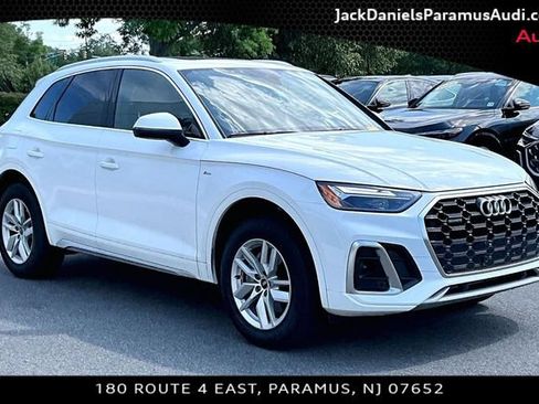 Used 2023 Audi Q5 2.0T Premium w/ Convenience Package AWD/4WD image 9