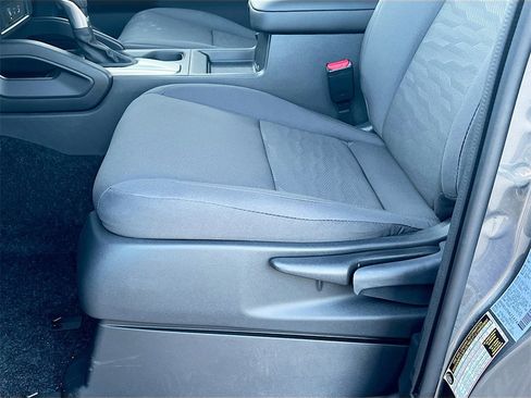 New 2026 Nissan Frontier S image 18