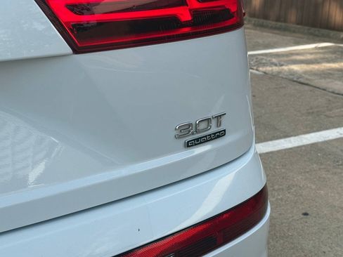Used 2018 Audi Q7 3.0T Prestige AWD/4WD image 5