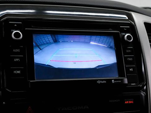 Used 2015 Toyota Tacoma PreRunner w/ TRD Sport Package image 20