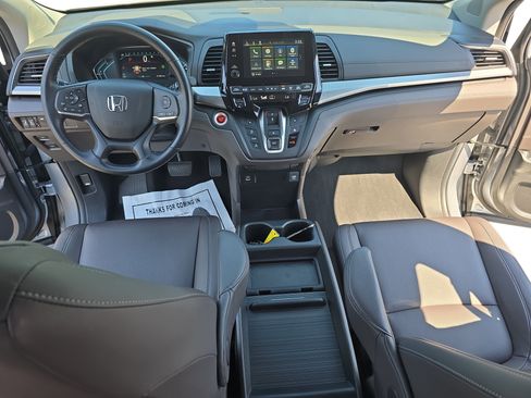 Used 2024 Honda Odyssey EX-L image 9