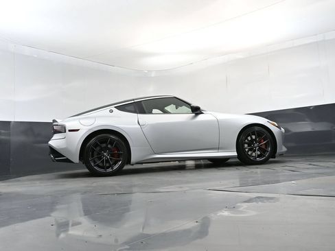 Used 2023 Nissan Z w/ Floor Mat Package (L93) RWD image 22