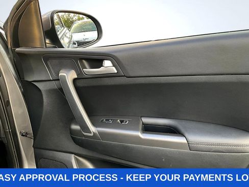 Used 2018 Kia Sportage LX FWD image 34