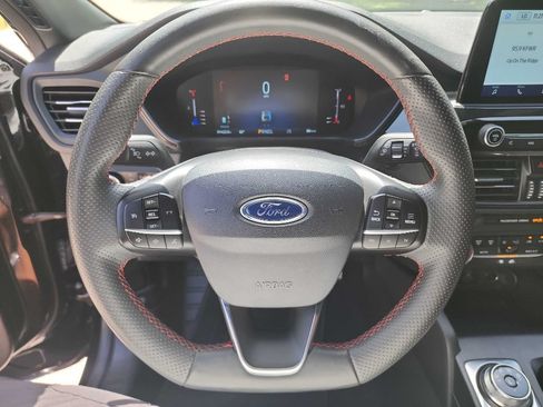 Used 2023 Ford Escape ST-Line FWD image 15