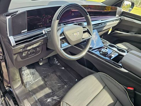 New 2026 Cadillac Escalade ESV Sport AWD/4WD image 22