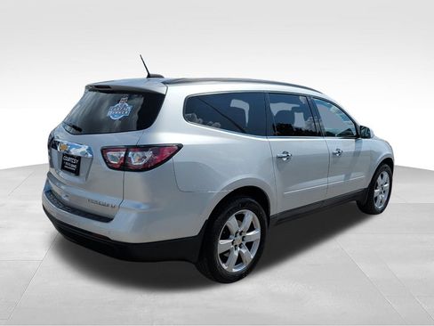 Used 2016 Chevrolet Traverse LT w/ Style and Technology Package AWD/4WD image 5