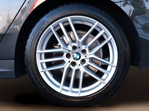 Used 2025 BMW 530i RWD image 40