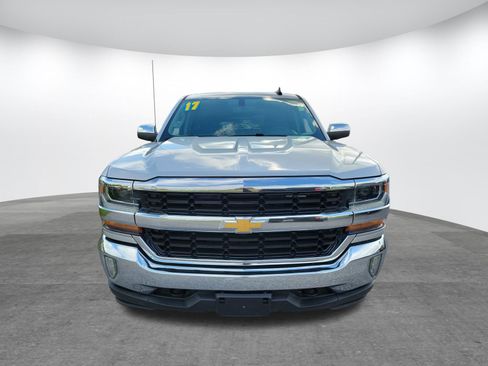 Used 2017 Chevrolet Silverado 1500 LT w/ All Star Edition AWD/4WD image 2