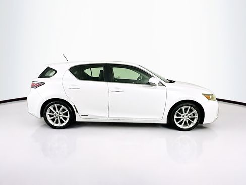 Used 2011 Lexus CT 200h image 10