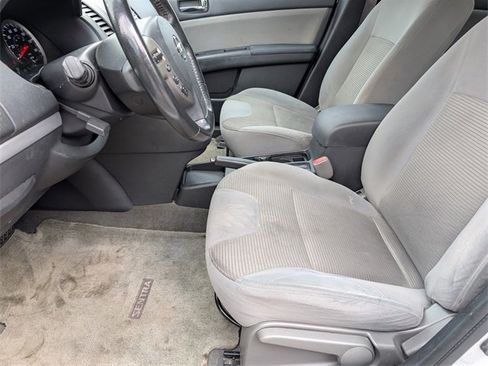 Used 2012 Nissan Sentra 2.0 SR w/ Special Edition Pkg image 14