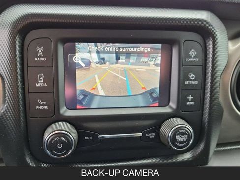 Used 2021 Jeep Gladiator Sport AWD/4WD image 21