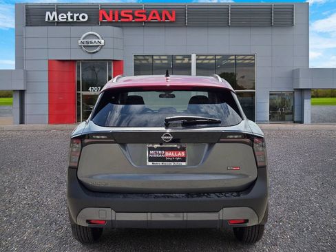 New 2027 Nissan Kicks SV FWD image 5