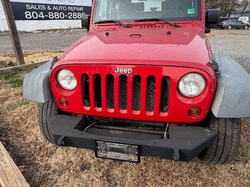 Used 2010 Jeep Wrangler Sport image 3