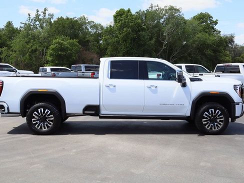New 2026 GMC Sierra 3500 Denali Ultimate AWD/4WD image 4