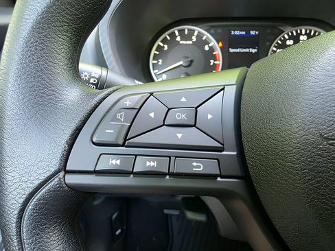 Used 2025 Nissan Sentra S FWD image 15