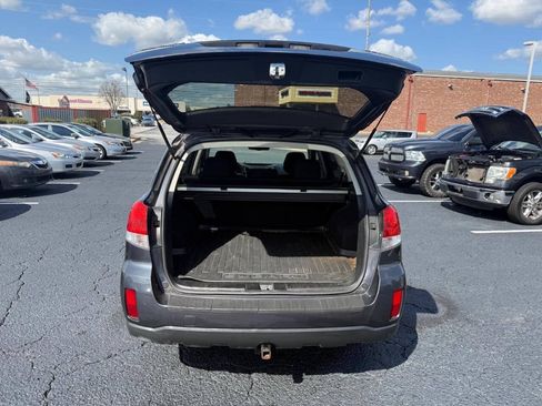 Used 2010 Subaru Outback 2.5i Premium AWD/4WD image 12