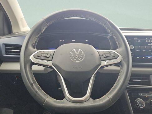 Used 2023 Volkswagen Taos SE w/ Panoramic Sunroof Package AWD/4WD image 29