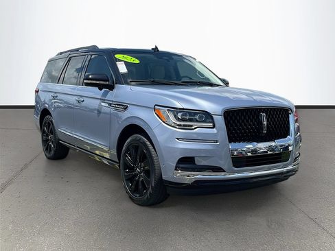 Used 2023 Lincoln Navigator Black Label AWD/4WD image 1