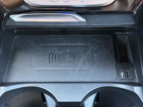 Used 2025 BMW X4 xDrive30i AWD/4WD image 7
