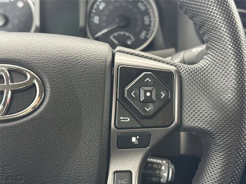 Certified 2022 Toyota Tacoma SR5 image 17