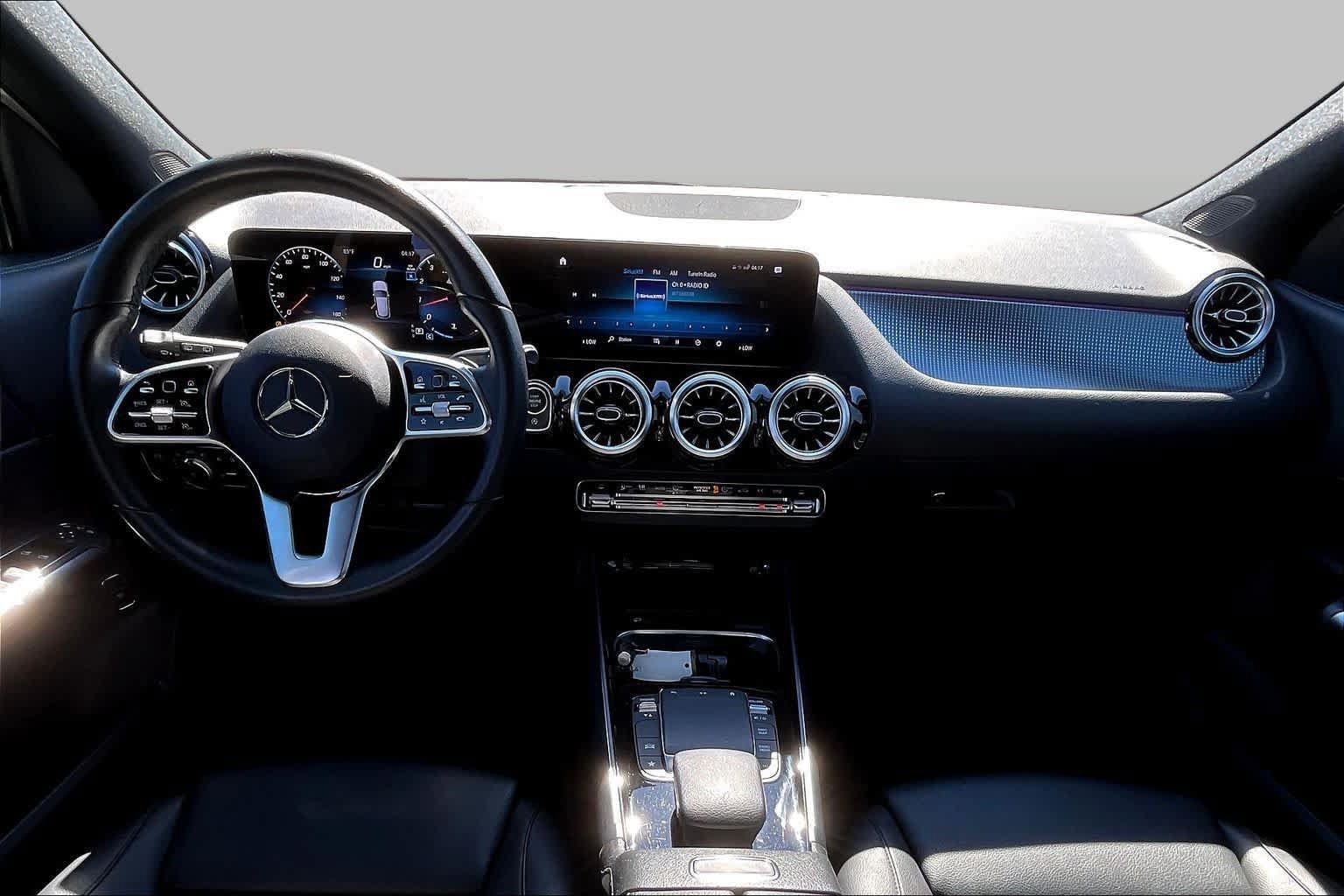 Used 2023 Mercedes-Benz GLA 250 4MATIC image 16