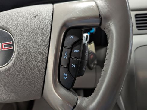 Used 2009 GMC Sierra 2500 SLT w/ SLT Convenience Package image 27