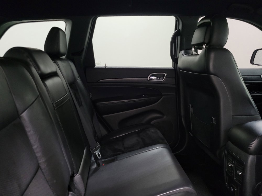 Used 2018 Jeep Grand Cherokee Altitude AWD/4WD image 19