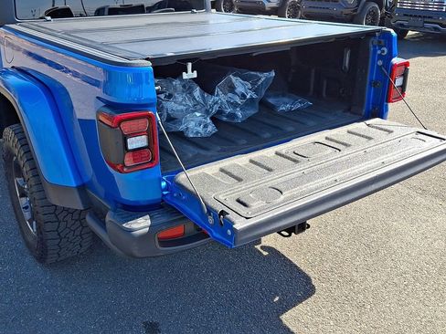 Used 2022 Jeep Gladiator Rubicon w/ LED Lighting Group AWD/4WD image 31