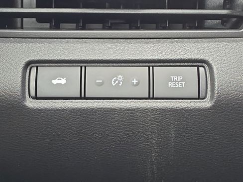 Certified 2025 Nissan Altima 2.5 S FWD image 19