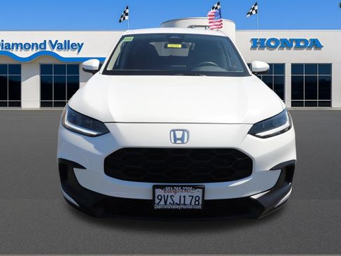 Certified 2026 Honda HR-V LX image 2