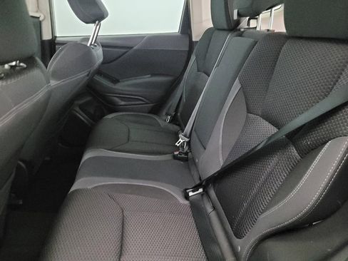 Used 2023 Subaru Forester Premium AWD/4WD image 18