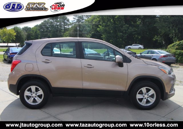 Used 2018 Chevrolet Trax LS AWD/4WD image 8