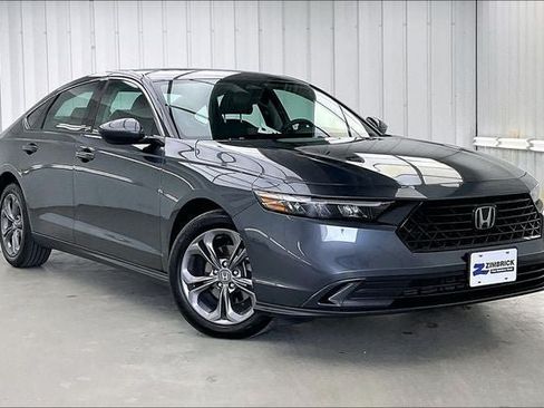Certified 2024 Honda Accord EX image 35