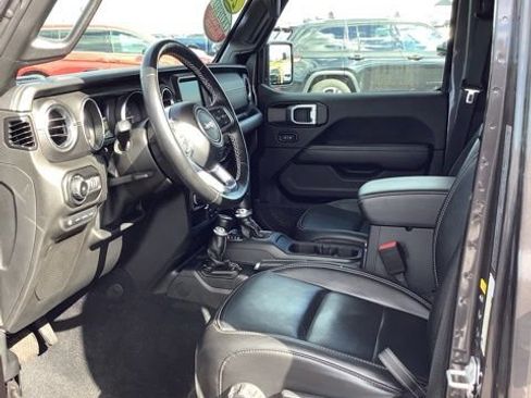 Certified 2021 Jeep Wrangler Unlimited Sahara w/ Cold Weather Group AWD/4WD image 14