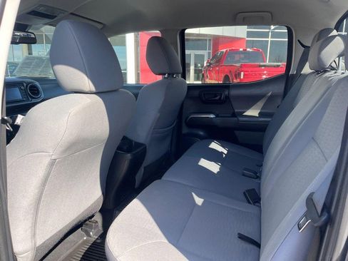 Used 2019 Toyota Tacoma SR5 image 15