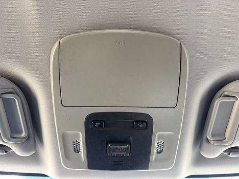 Used 2020 Toyota Camry LE FWD image 22