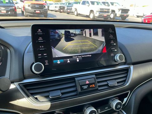 Used 2022 Honda Accord LX image 15