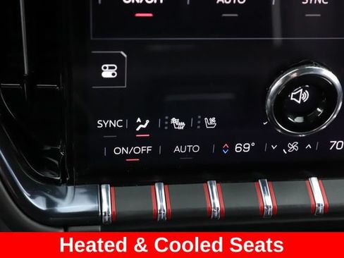 Used 2025 GMC Yukon AT4 Ultimate AWD/4WD image 4