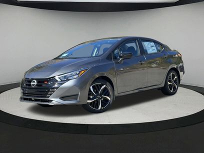 New 2025 Nissan Versa SR w/ Trunk Package