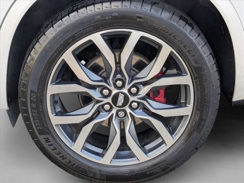 Used 2022 Cadillac XT6 Sport w/ Platinum Package image 25