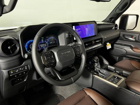 New 2026 Toyota Land Cruiser AWD/4WD image 9