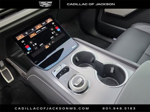 New 2026 Cadillac Vistiq Sport image 29